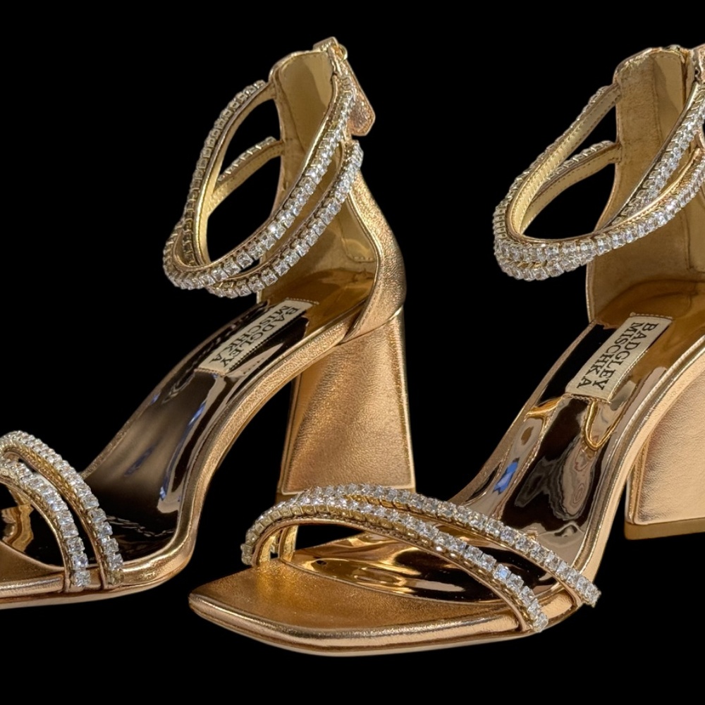 Badgley Mischka Lillie Crystal‎ Dual-Strapped Block Heels in Champagne,VARIETY